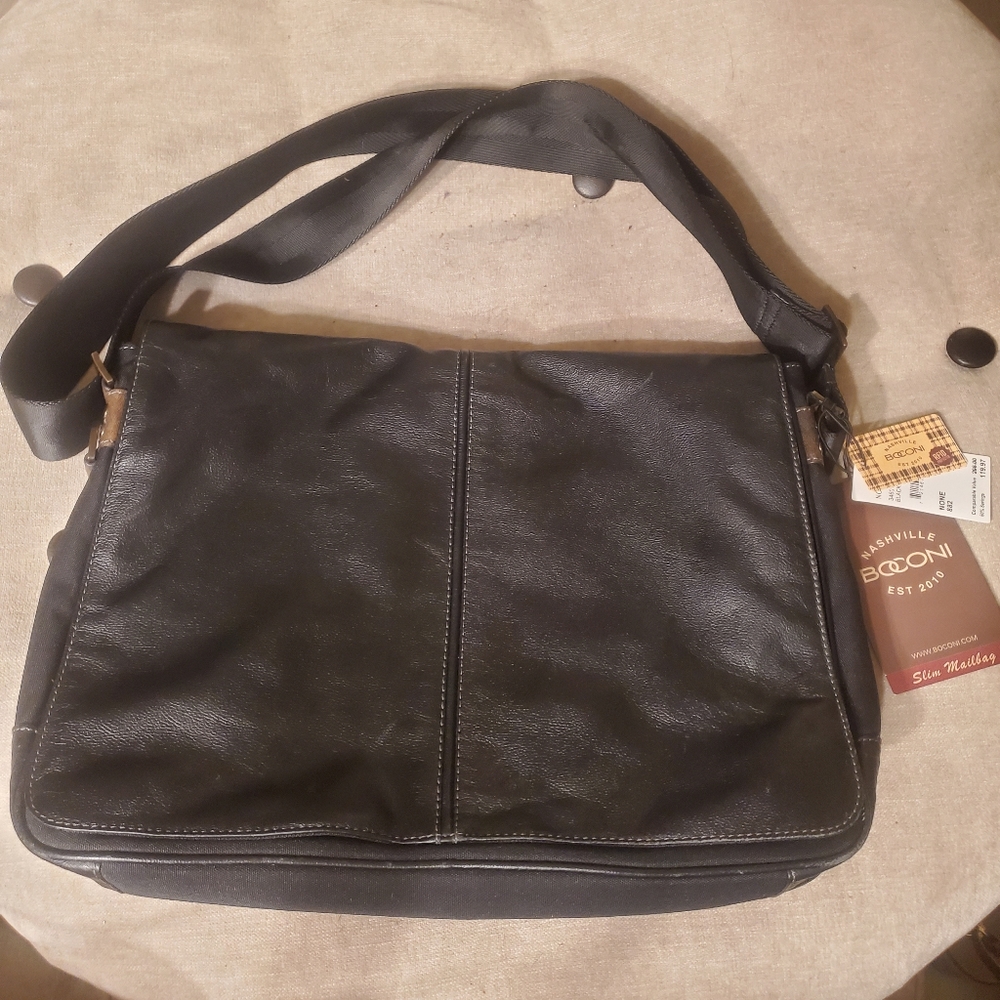 BOCONI Black Leather Messenger Bag/Slim Mail Bag NWT